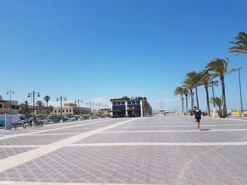 شقة فالنسيا  في Reina Playa المظهر الخارجي الصورة