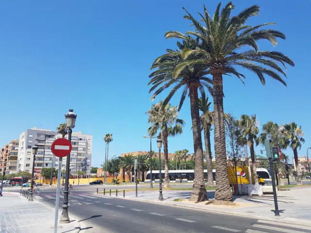 شقة فالنسيا  في Reina Playa المظهر الخارجي الصورة
